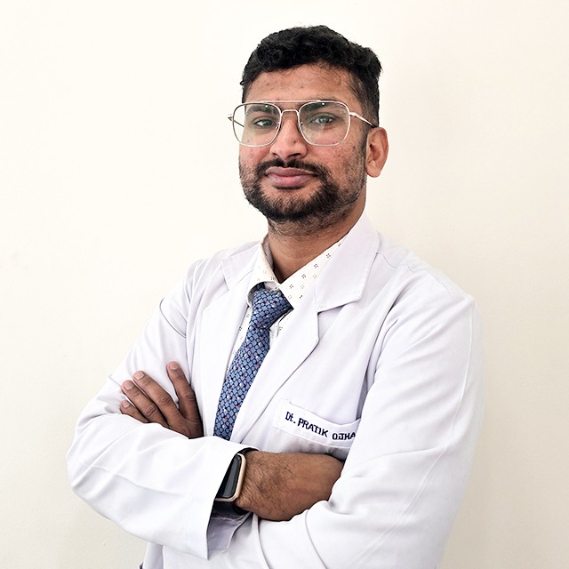 Dt. Pratik Ojha